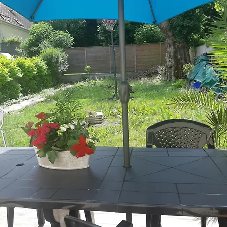 Maison Au Calme 2 Homestay